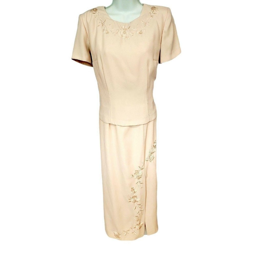 Che Studio Vintage Short Sleeve Embroidered Dress